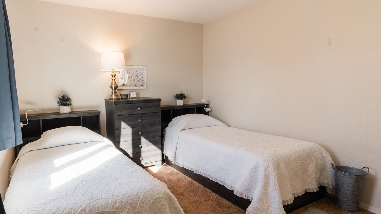 Photo of Bedroom in Val Vista Lakes
