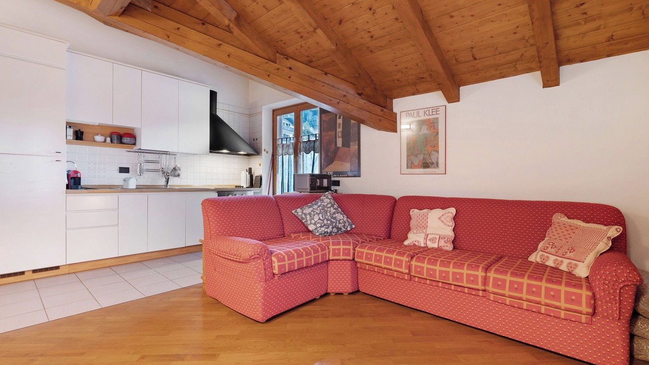 Photo of Livingroom in Strembo