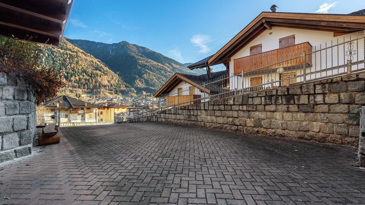 Photo of Outdoor in Strembo