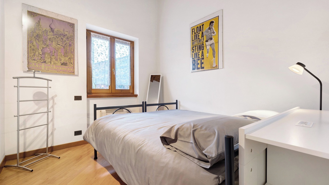 Photo of Bedroom in Strembo