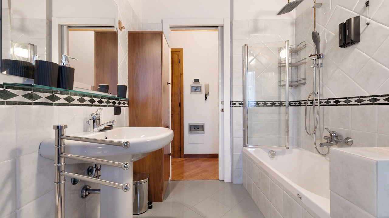 Photo of Bathroom in Strembo