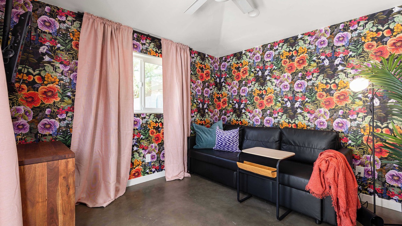 Photo of Livingroom in Encanto
