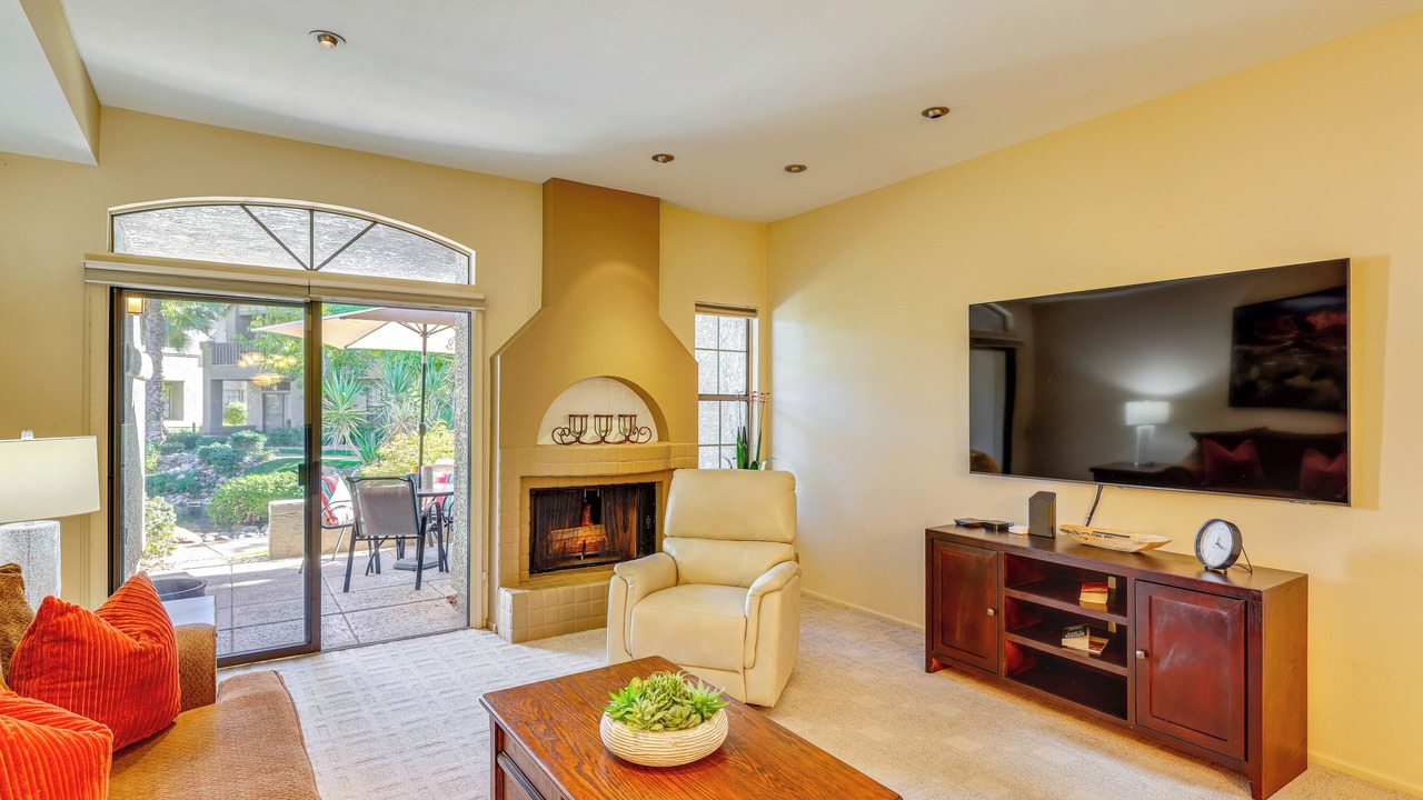 Photo of Livingroom in Scottsdale Ranch