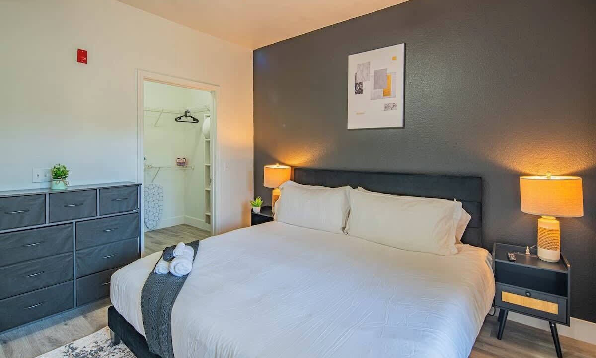 Photo of Bedroom in Glendale Sports and Entertainment District