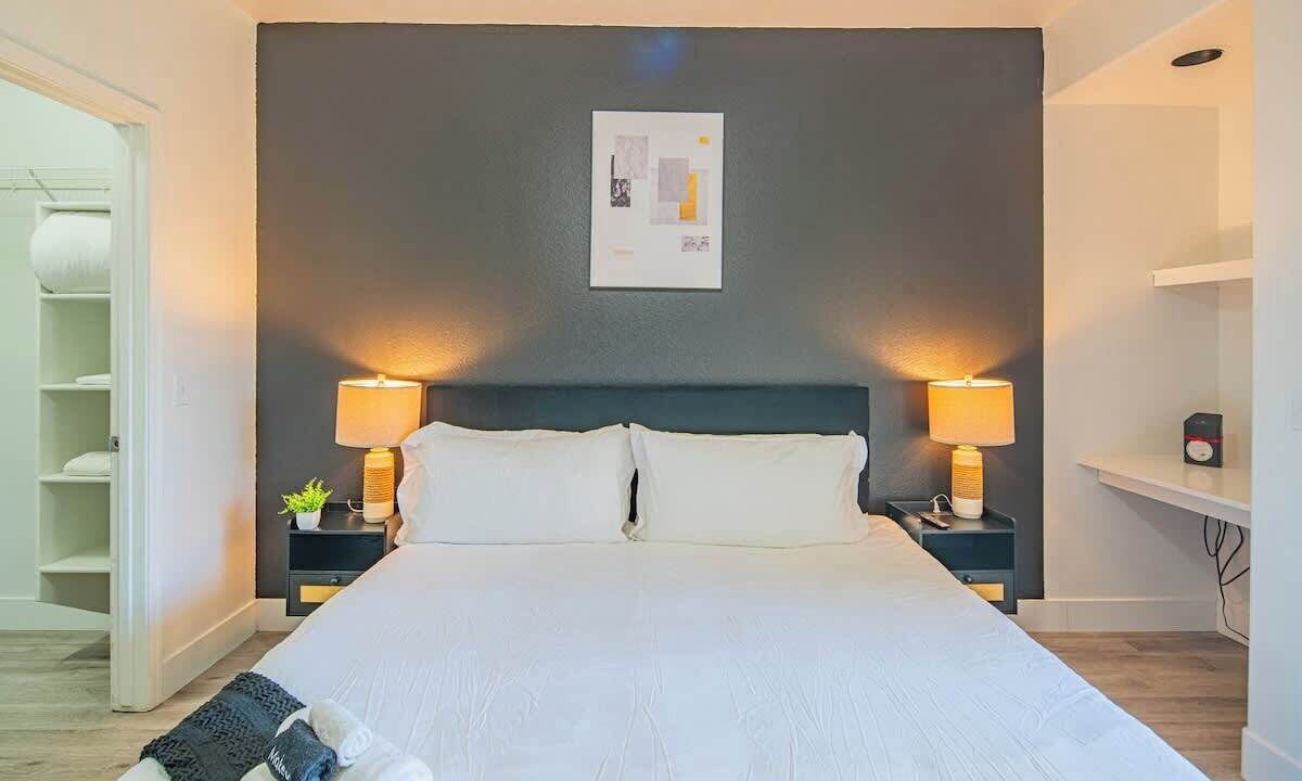 Photo of Bedroom in Glendale Sports and Entertainment District