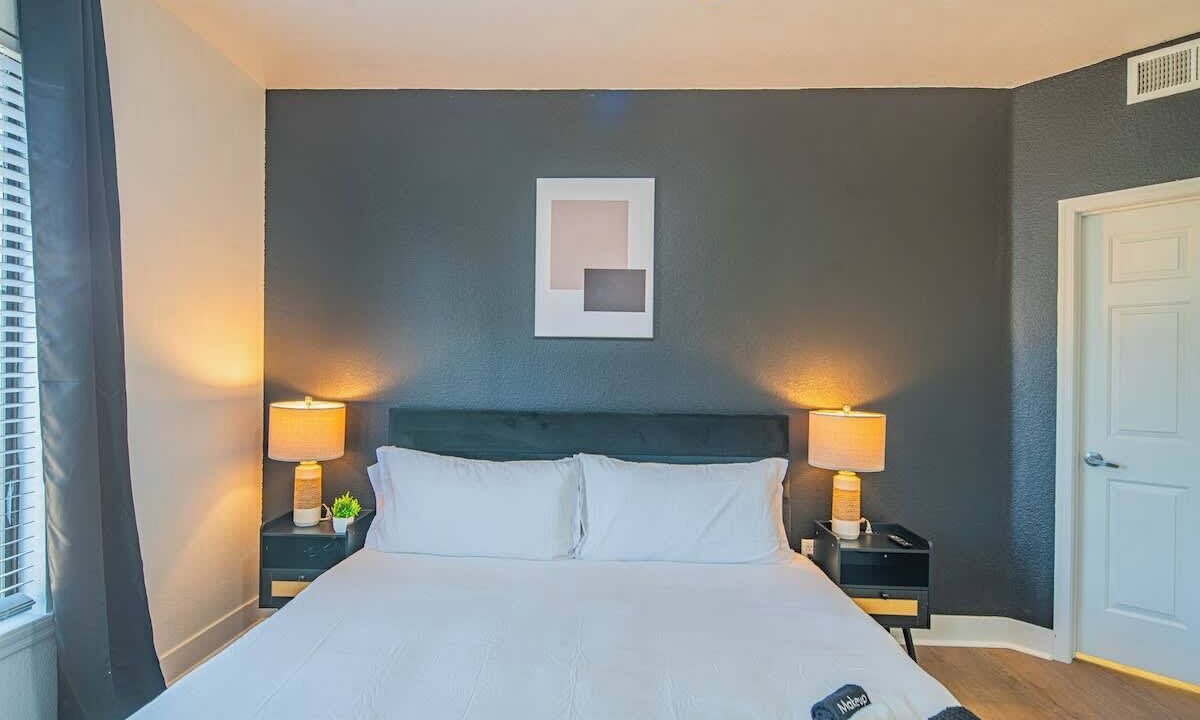 Photo of Bedroom in Glendale Sports and Entertainment District