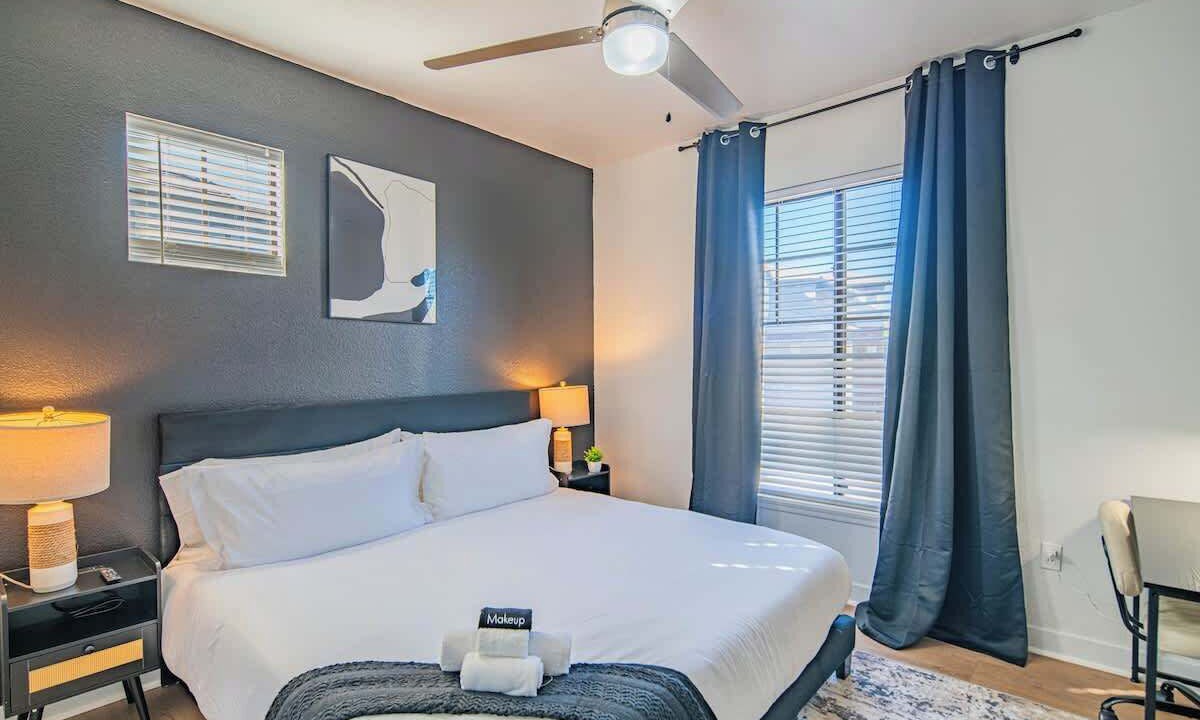 Photo of Bedroom in Glendale Sports and Entertainment District