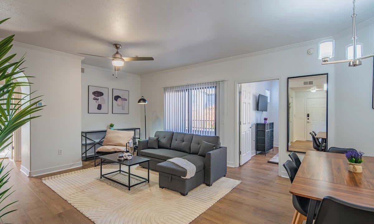 Photo of Livingroom in Glendale Sports and Entertainment District