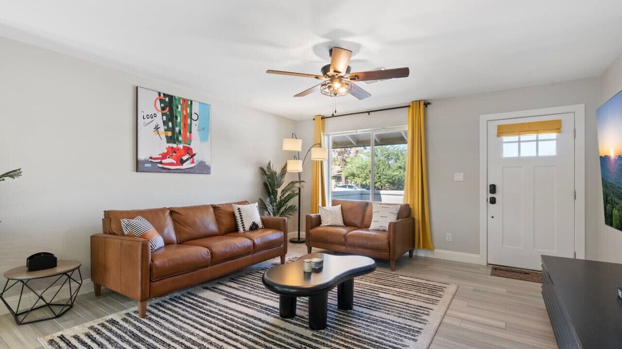 Photo of Livingroom in Evergreen