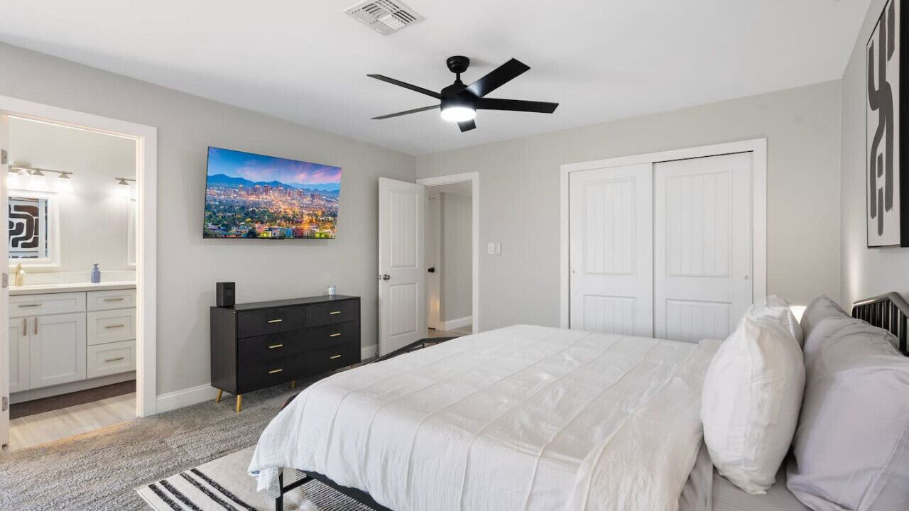 Photo of Bedroom in Evergreen