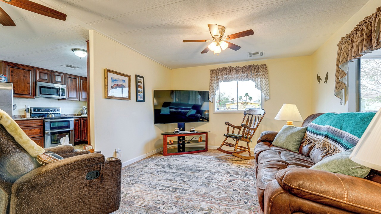 Photo of Livingroom in Apache Junction