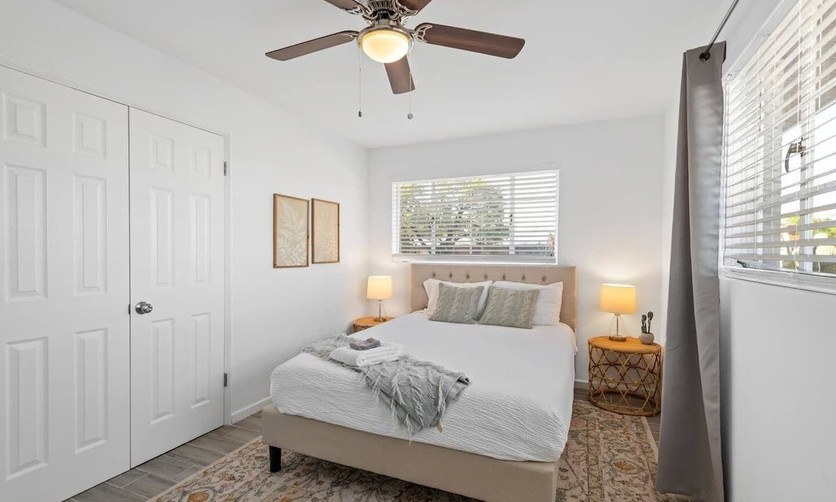 Photo of Bedroom in Broadmoor-Broadway