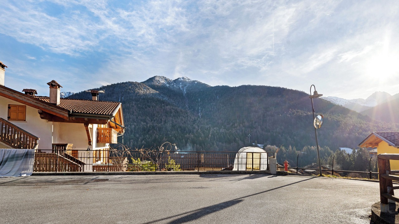 Photo of Outdoor in Bondo