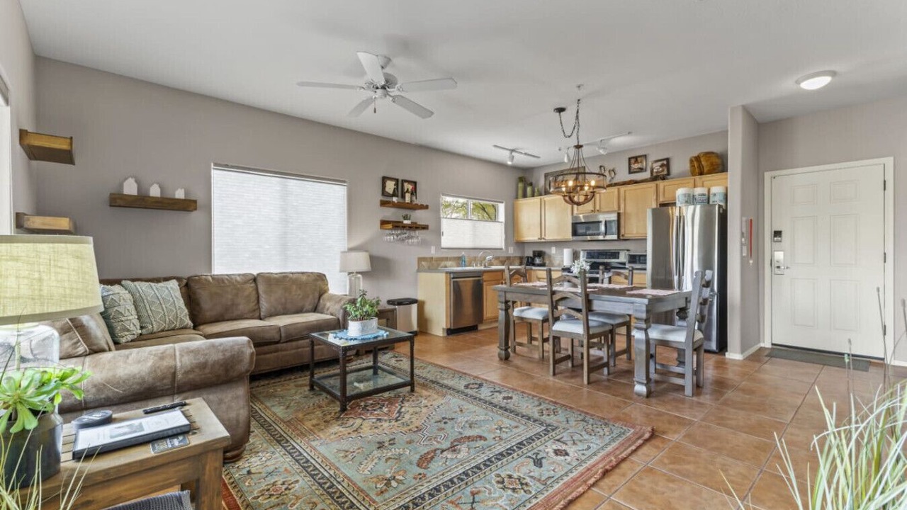Photo of Livingroom in Fountain Hills