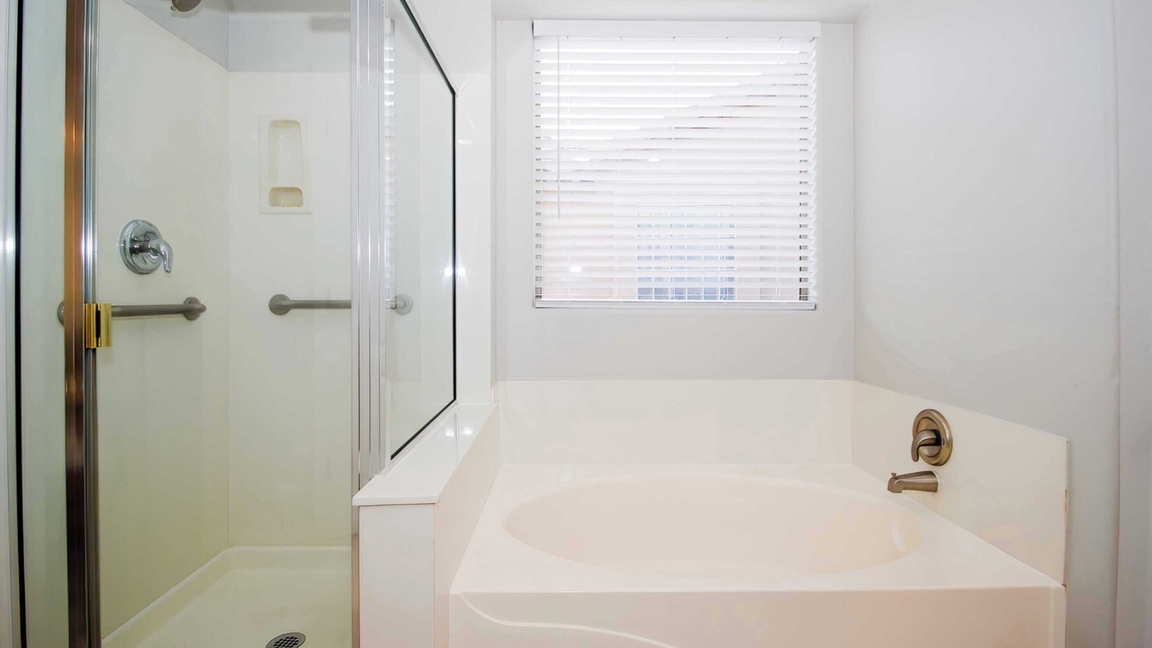 Photo of Bathroom in Norterra
