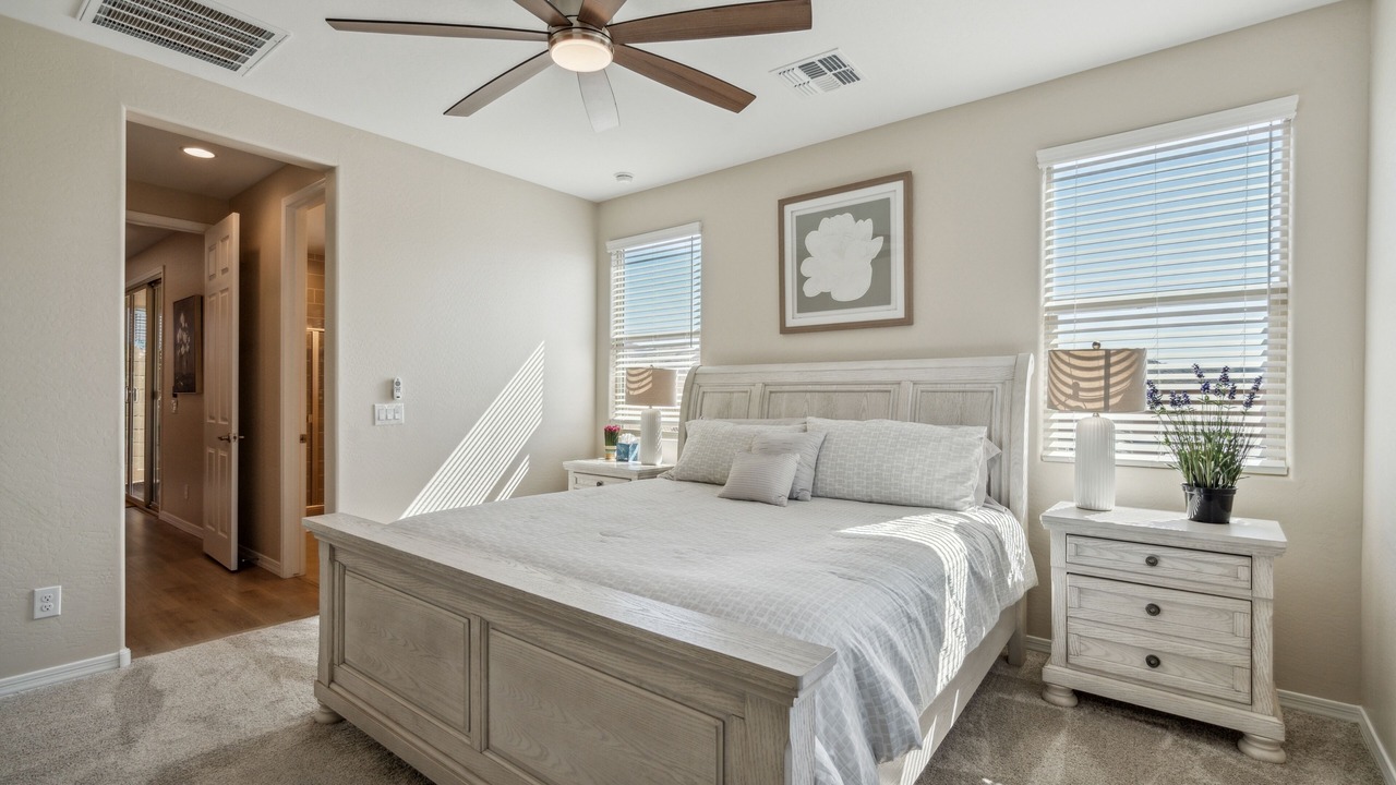 Photo of Bedroom in Gold Canyon