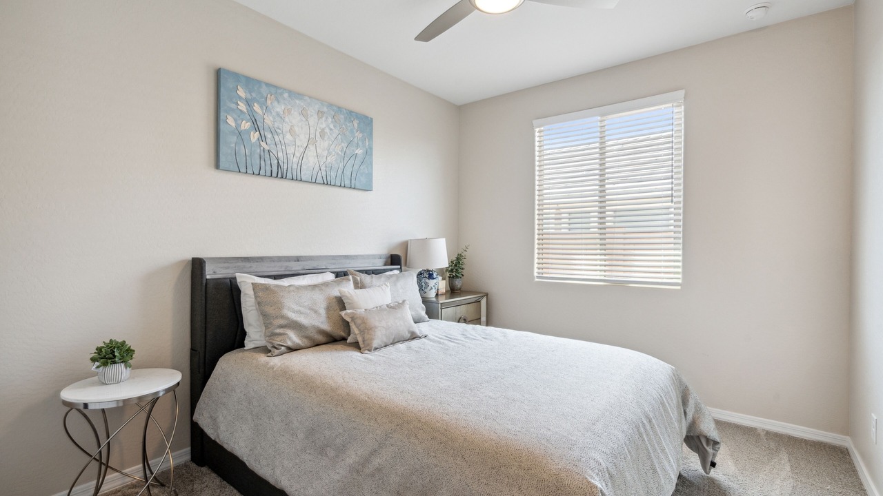 Photo of Bedroom in Gold Canyon