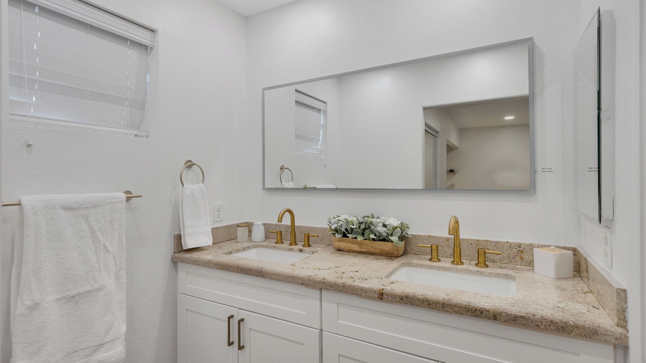 Photo of Bathroom in Desert Foothills Estates