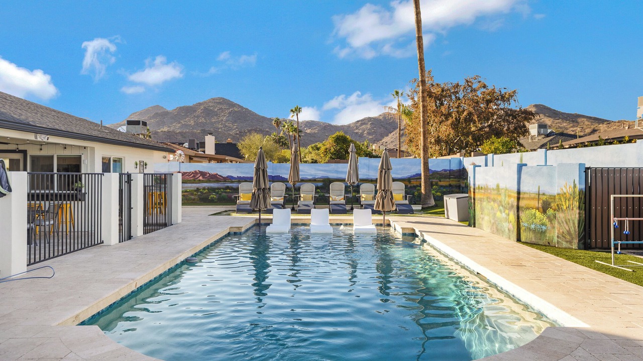 Photo of Outdoor in Desert Foothills Estates