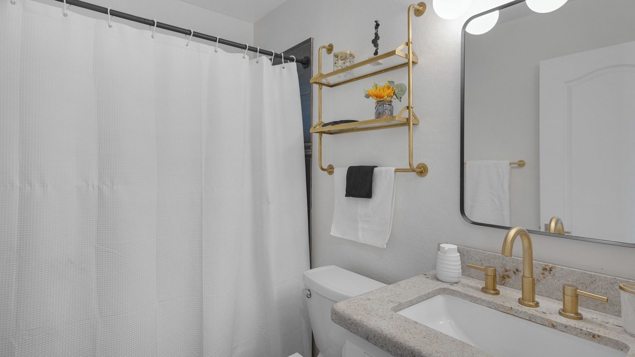 Photo of Bathroom in Desert Foothills Estates