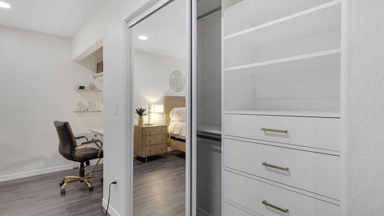 Photo of Bedroom in Desert Foothills Estates