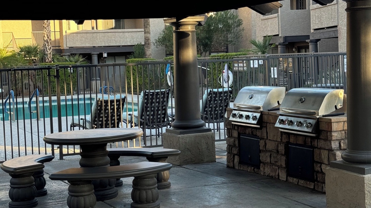 Photo of Outdoor in Las Colinas Horizontal