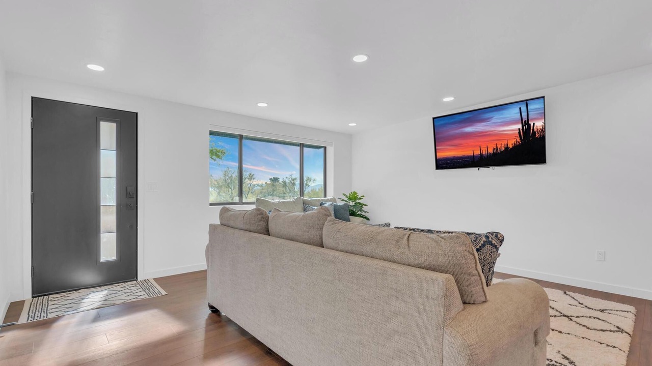 Photo of Livingroom in Rancho Catalina
