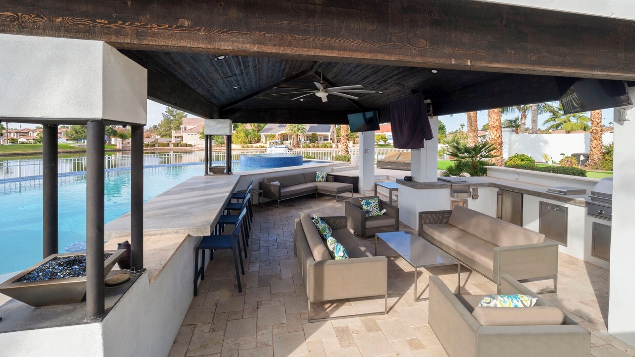 Photo of Outdoor in Val Vista Lakes