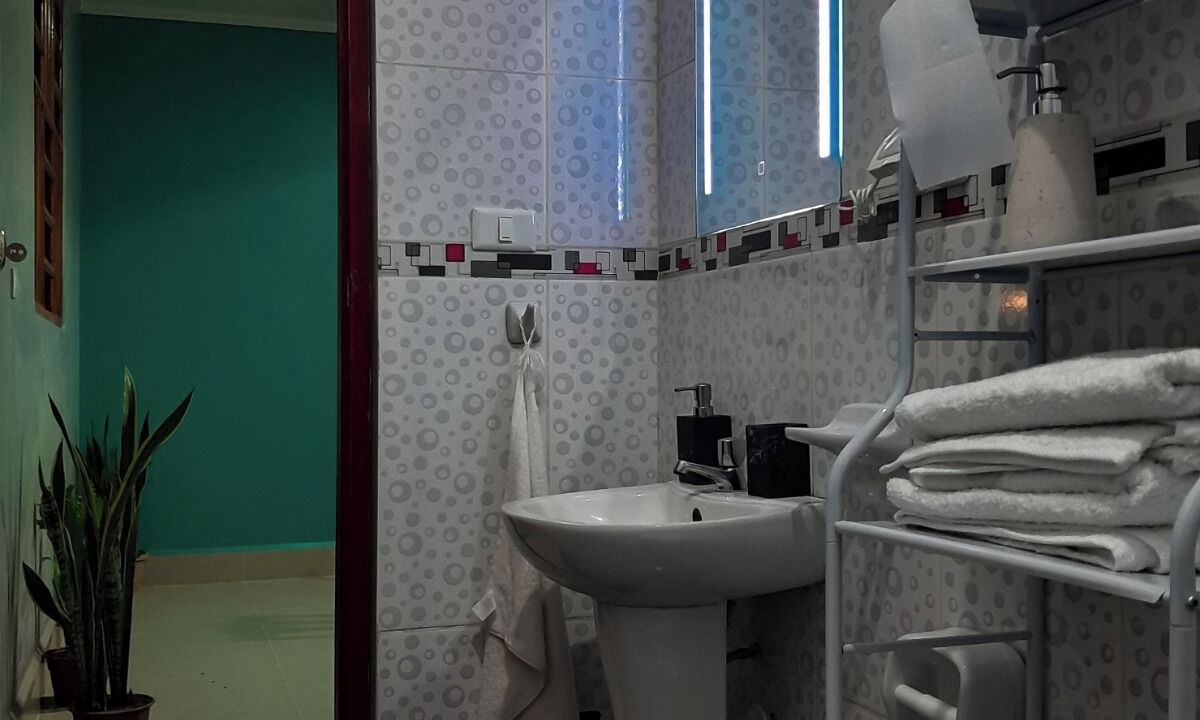 Photo of Bathroom in Sauce