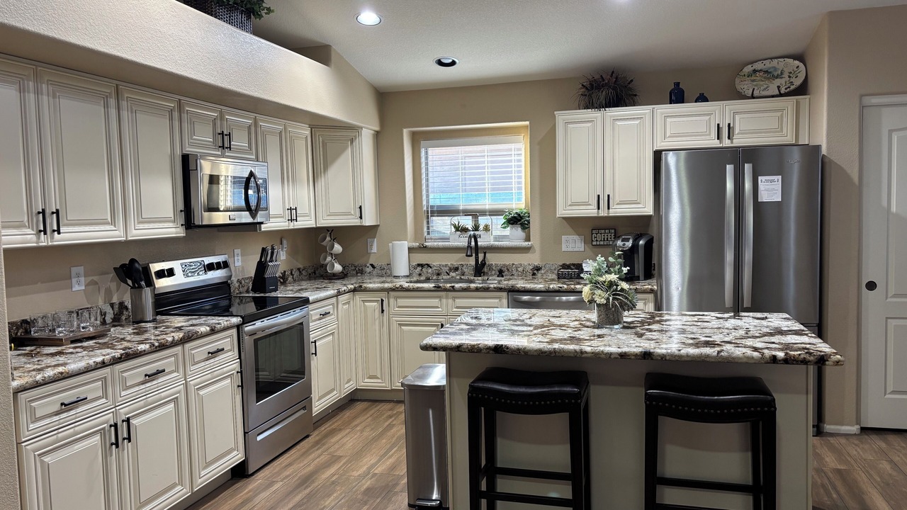 Photo of Kitchen in Wigwam Creek North
