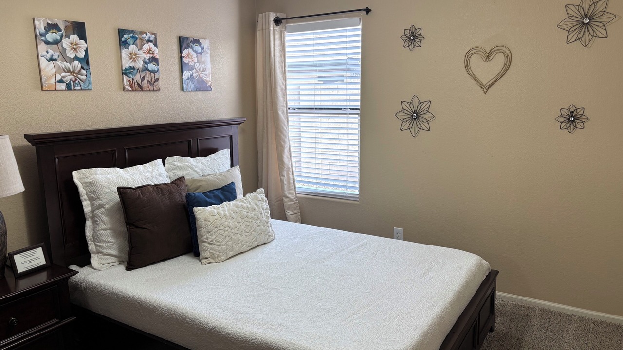 Photo of Bedroom in Wigwam Creek North