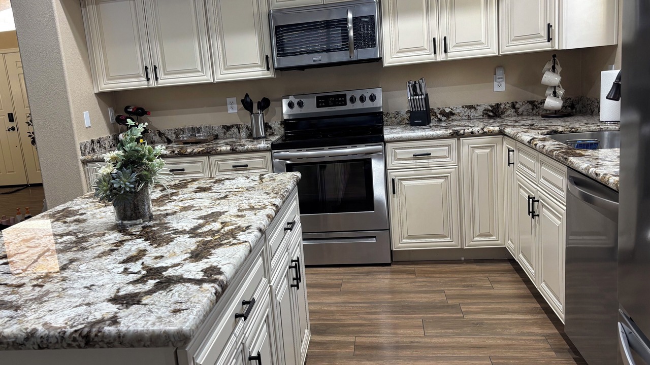 Photo of Kitchen in Wigwam Creek North