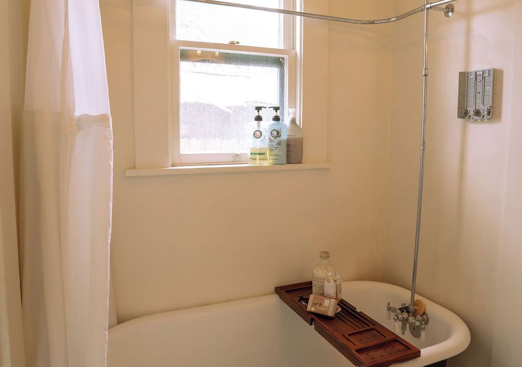 Photo of Bathroom in Armory Park