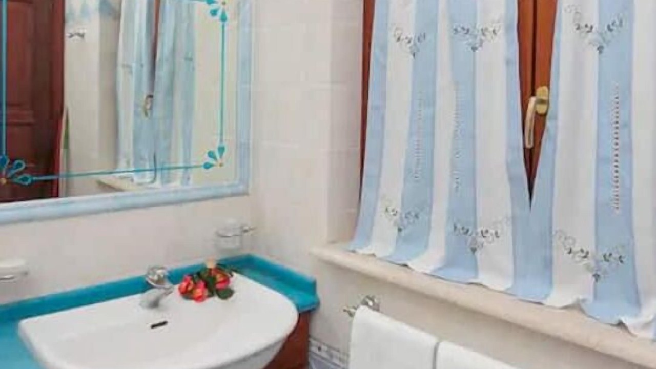 Photo of Bathroom in Pontone