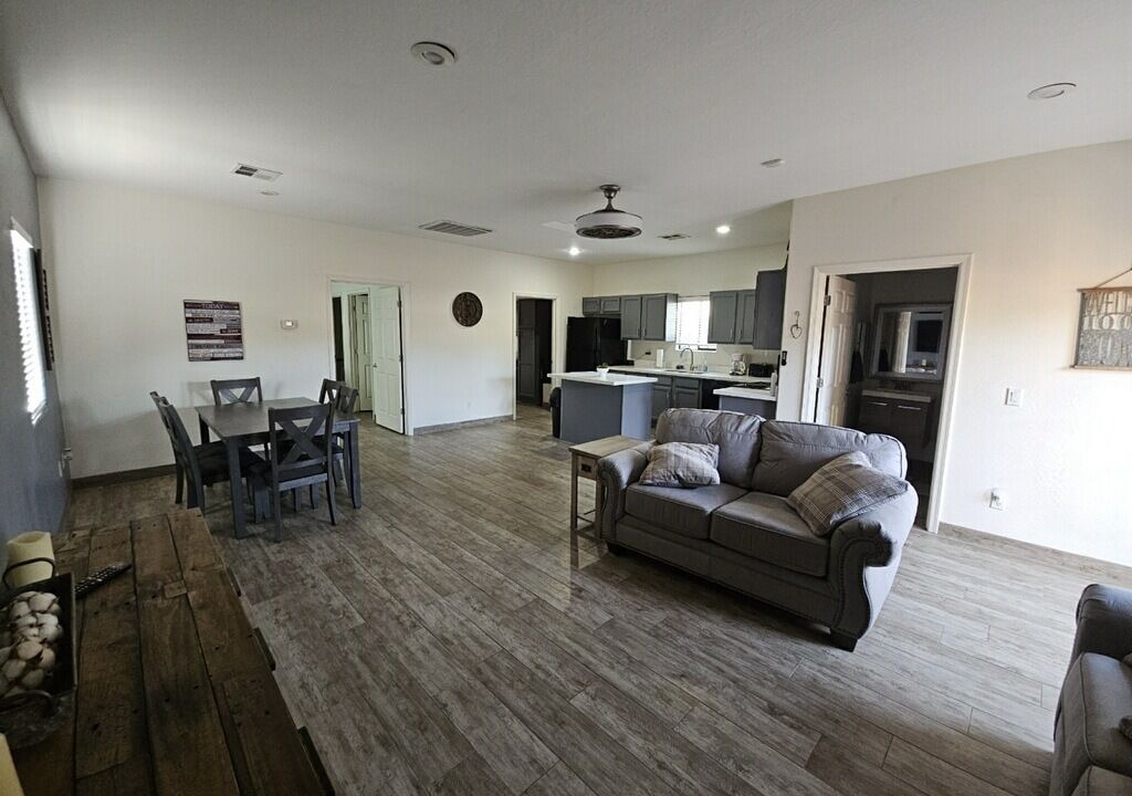 Photo of Livingroom in Queen Creek