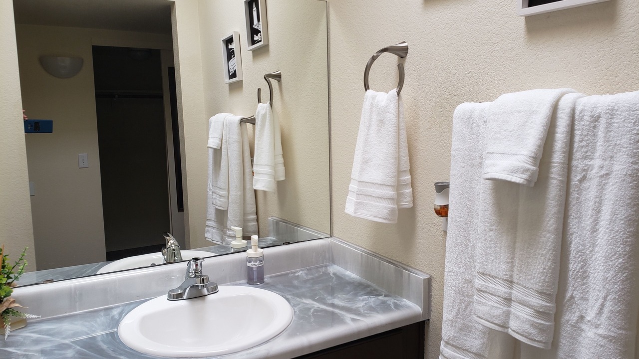 Photo of Bathroom in Drexel Heights