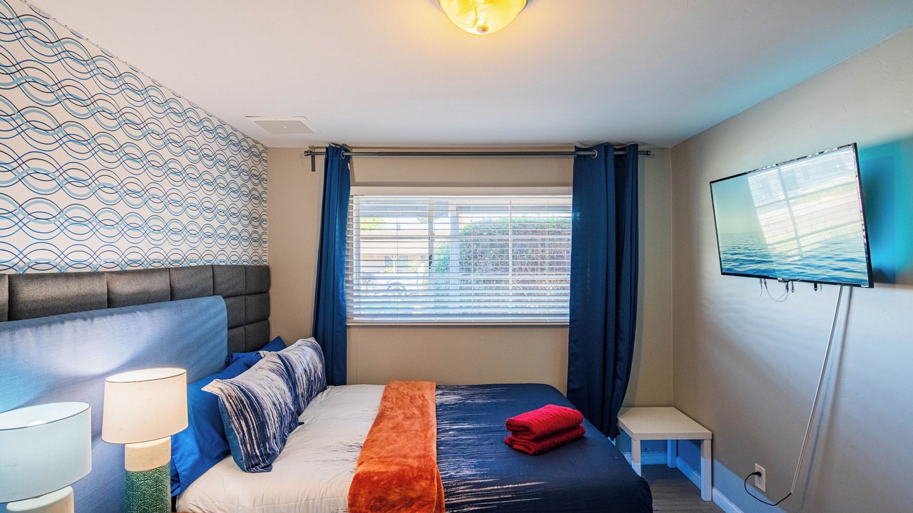 Photo of Bedroom in Scottsdale Estates Six
