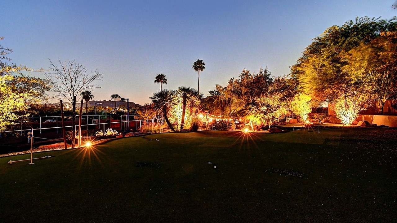 Photo of Others in Paradise Valley Village