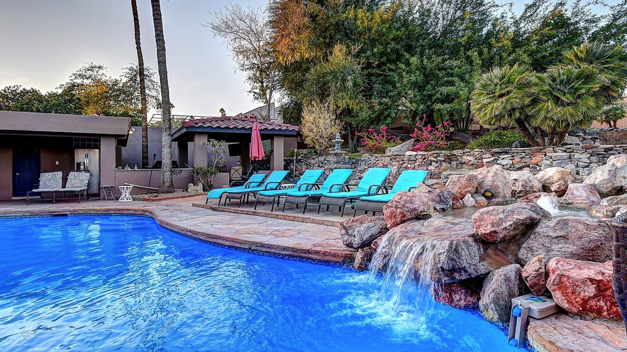 Photo of Others in Paradise Valley Village