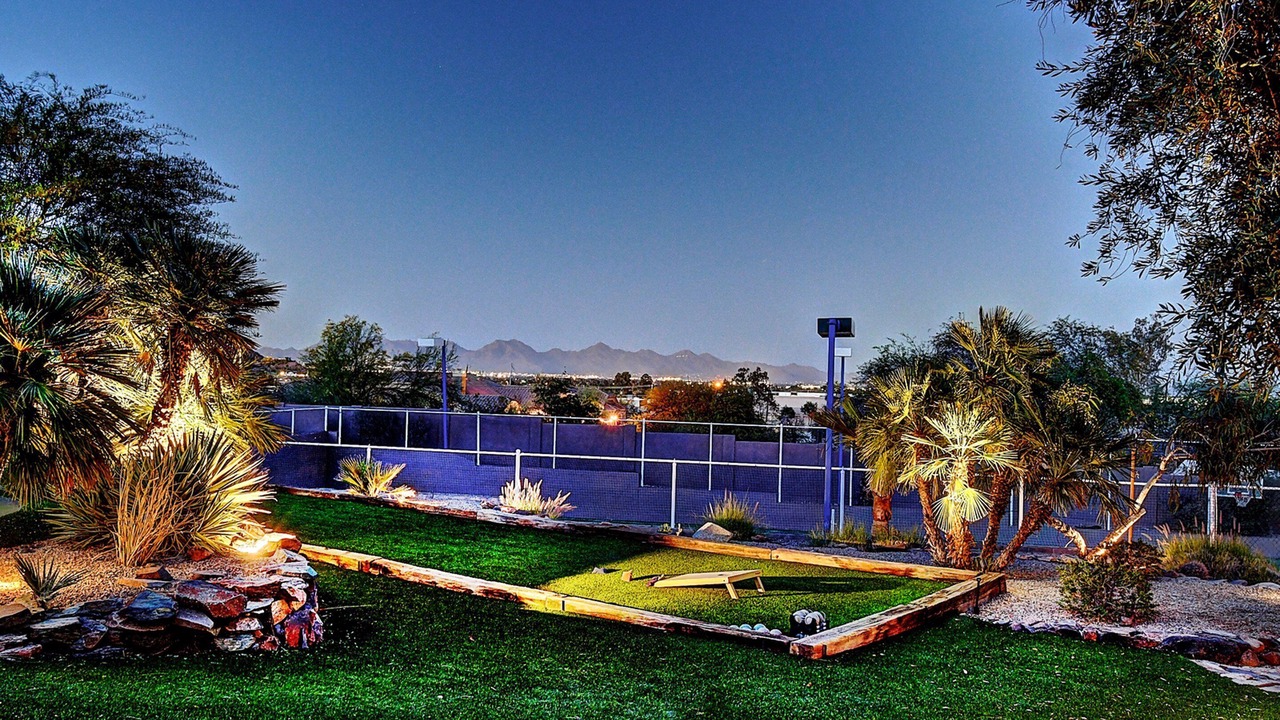 Photo of Outdoor in Paradise Valley Village