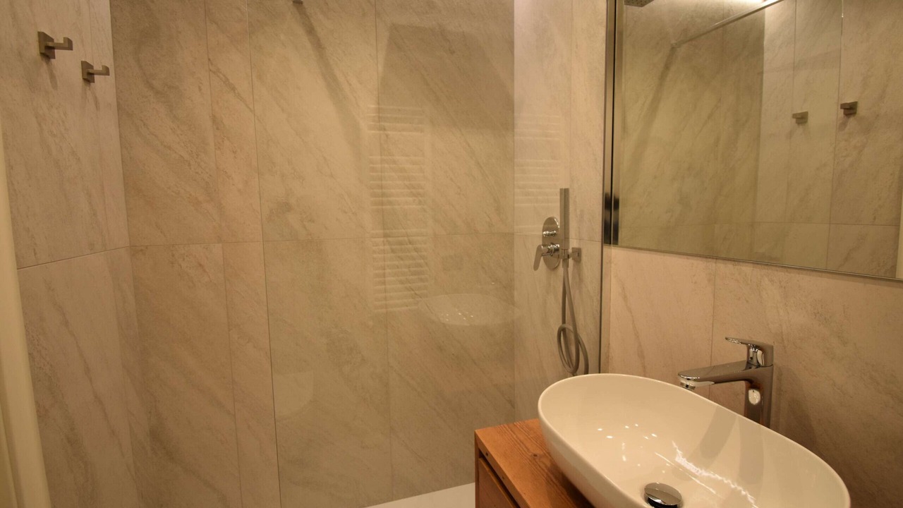 Photo of Bathroom in Palu