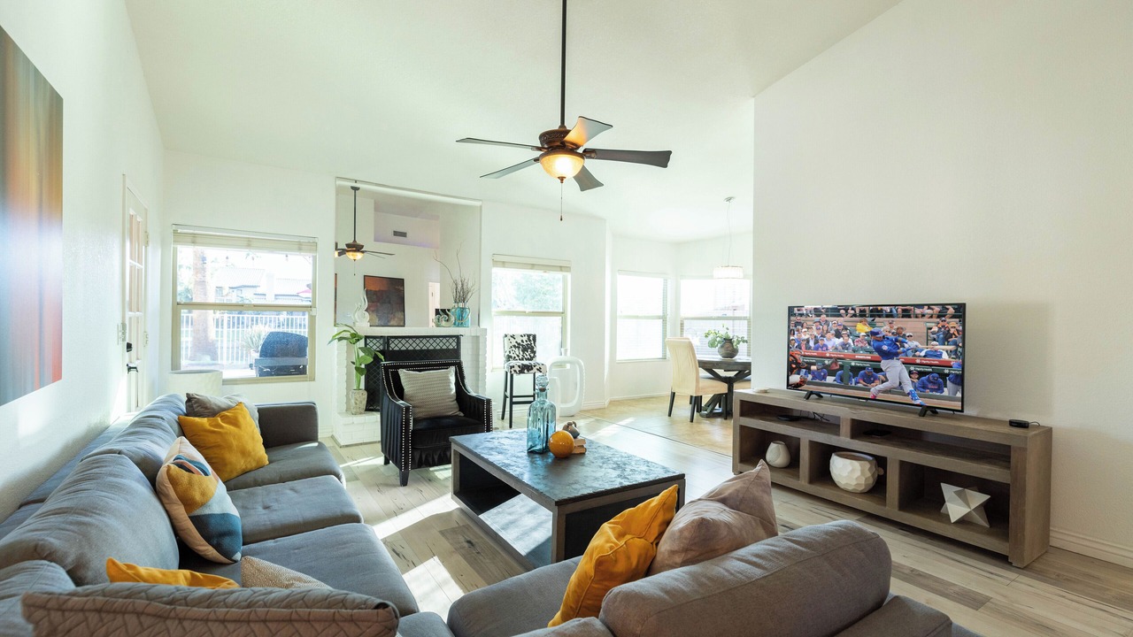 Photo of Livingroom in Arrowhead Ranch
