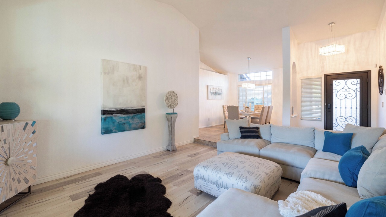 Photo of Livingroom in Arrowhead Ranch