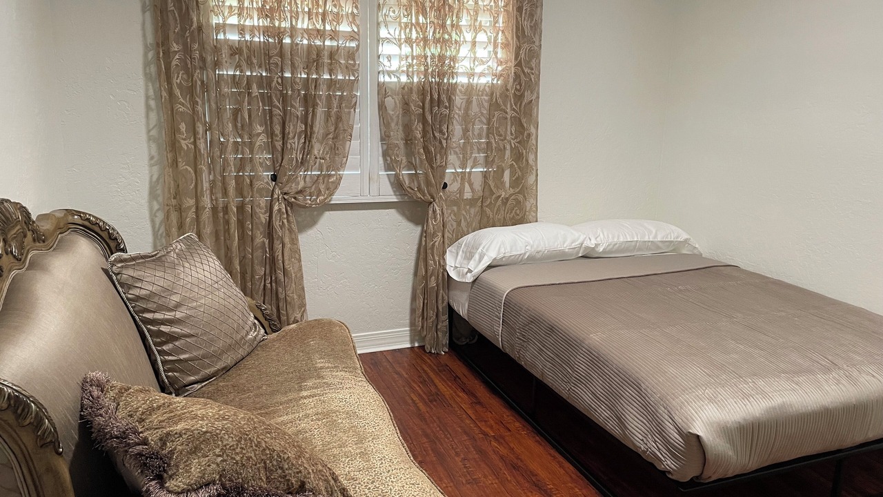 Photo of Bedroom in Alhambra