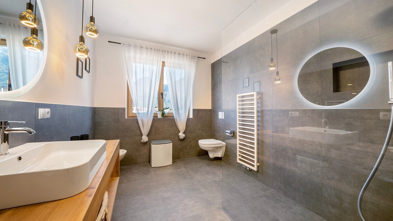 Photo of Bathroom in Lana