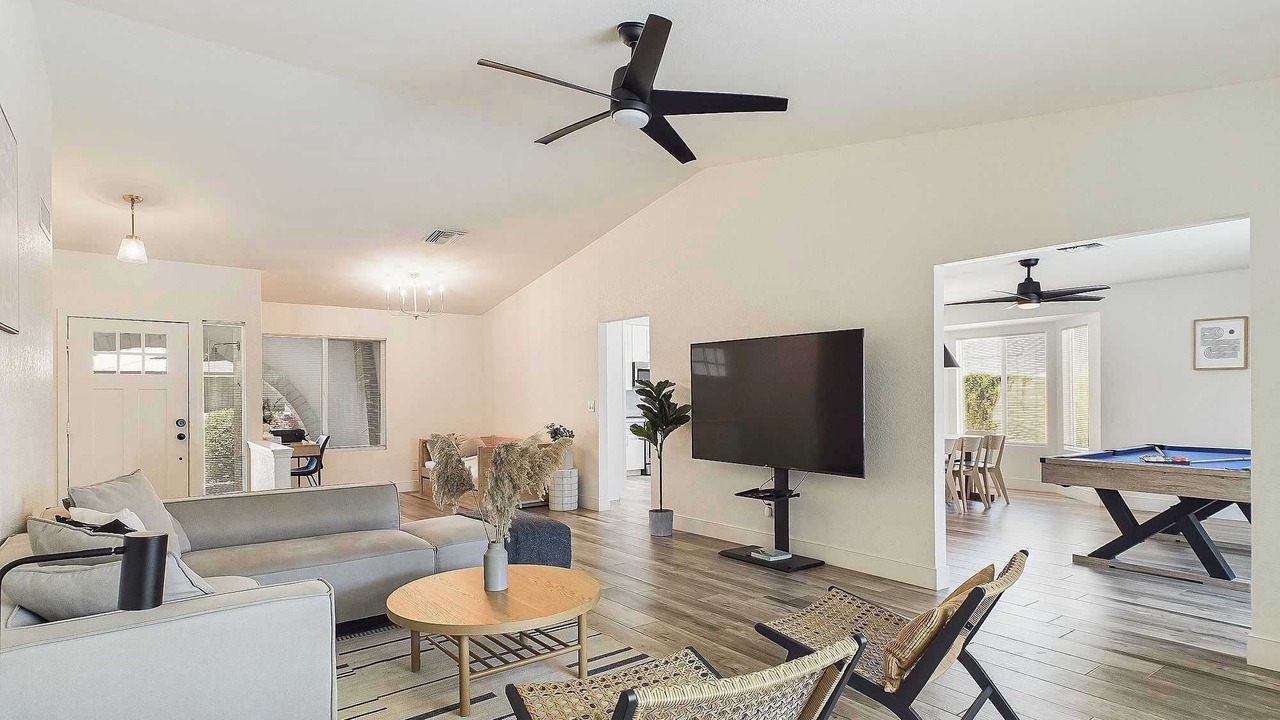 Photo of Livingroom in La Paz At Desert Springs