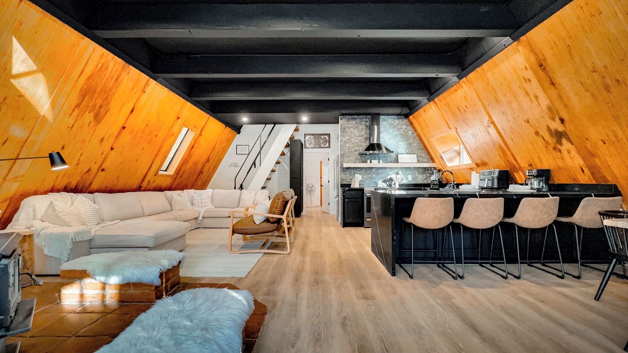 Photo of Livingroom in Strawberry