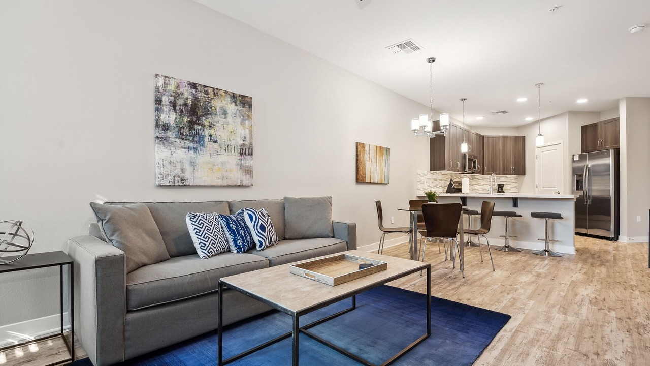 Photo of Livingroom in Desert Ridge