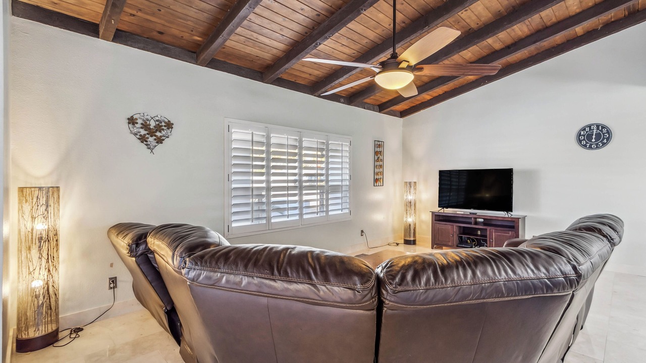 Photo of Bedroom in Raskin Estates