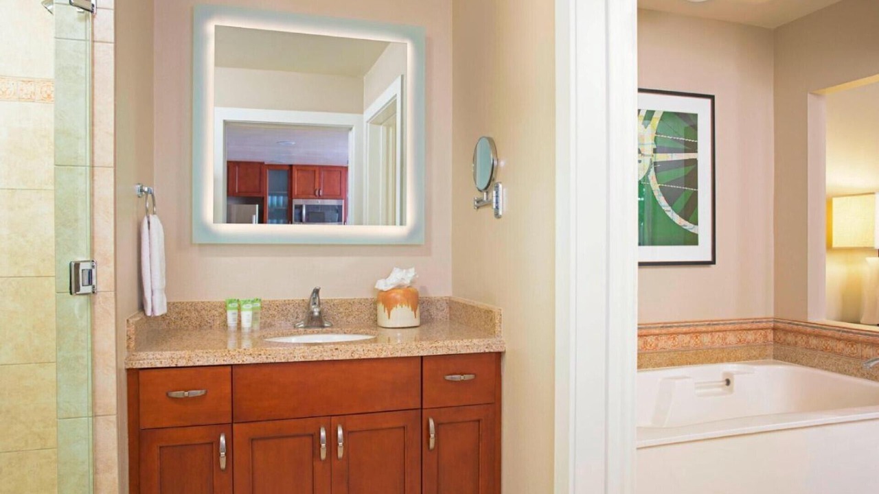 Photo of Bathroom in Desert Ridge